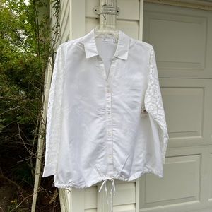NWT Rafaela Pretty White Lace Sleeves Tie Hem Long Sleeve Blouse